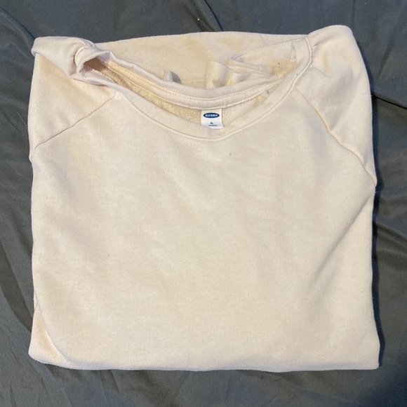 Old Navy Sweaters - Old Navy pink sweater.  A2
